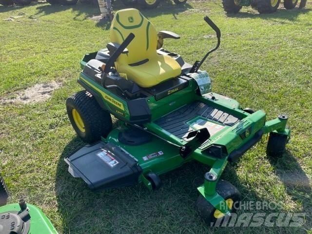 John Deere Z330R Zero turn mowers