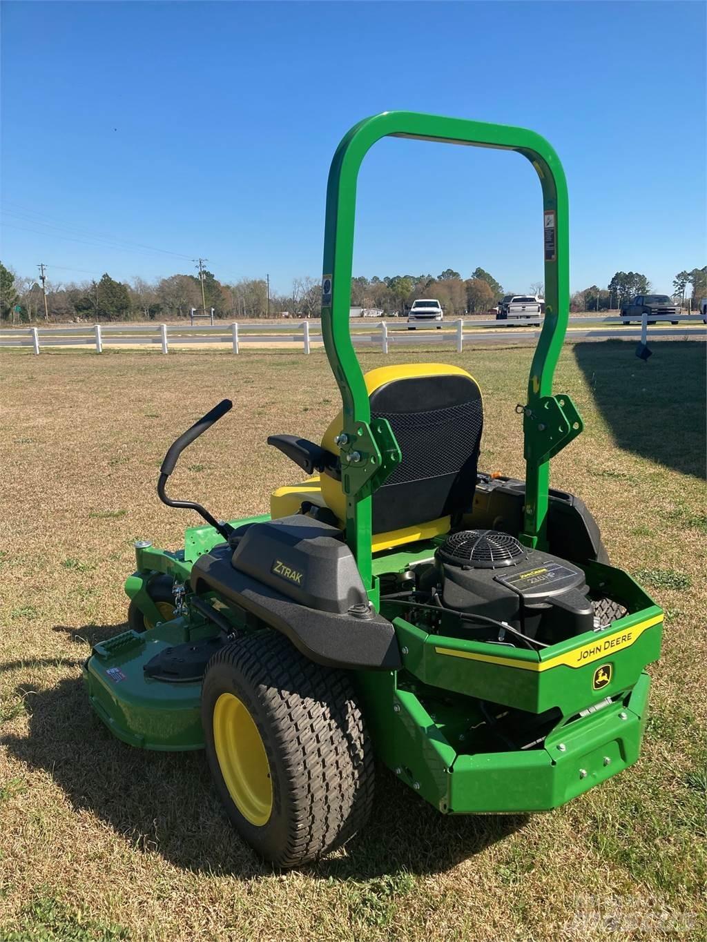 John Deere Z720E Zero turn mowers