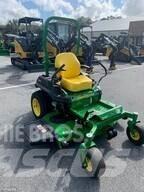 John Deere Z735E Zero turn mowers