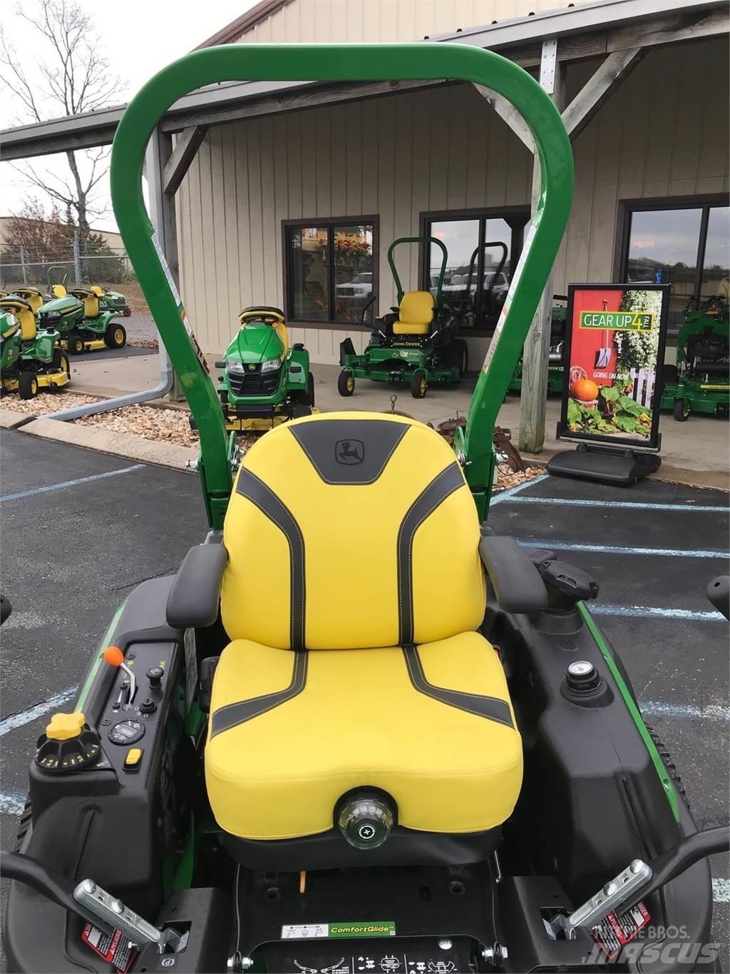 John Deere Z920M Zero turn mowers