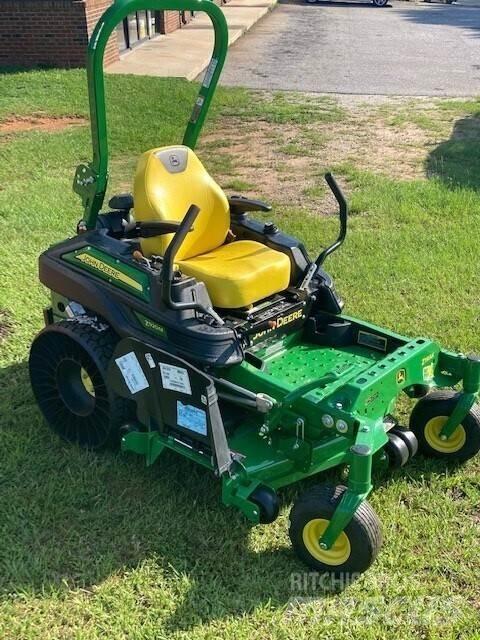 John Deere Z920M Zero turn mowers
