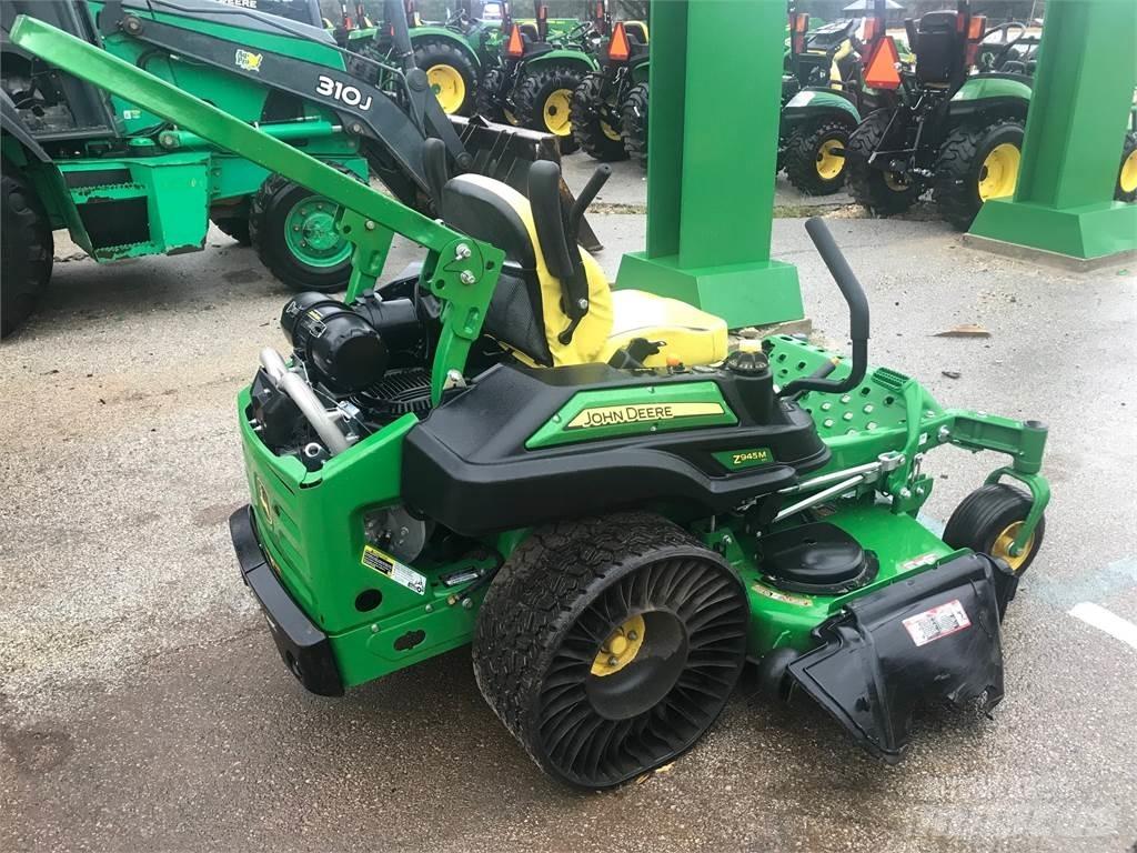 John Deere Z945M Zero turn mowers