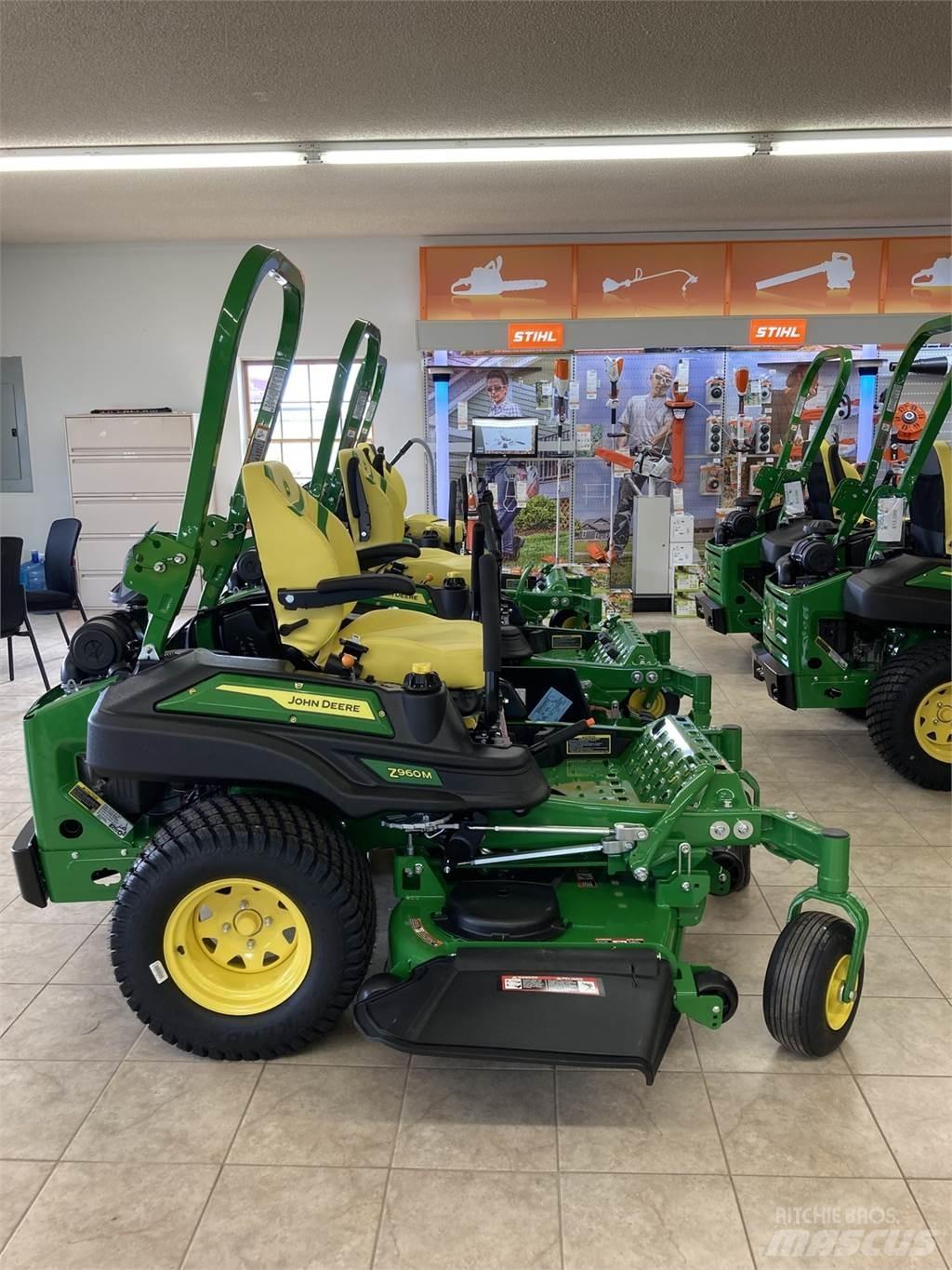 John Deere Z960M Zero turn mowers