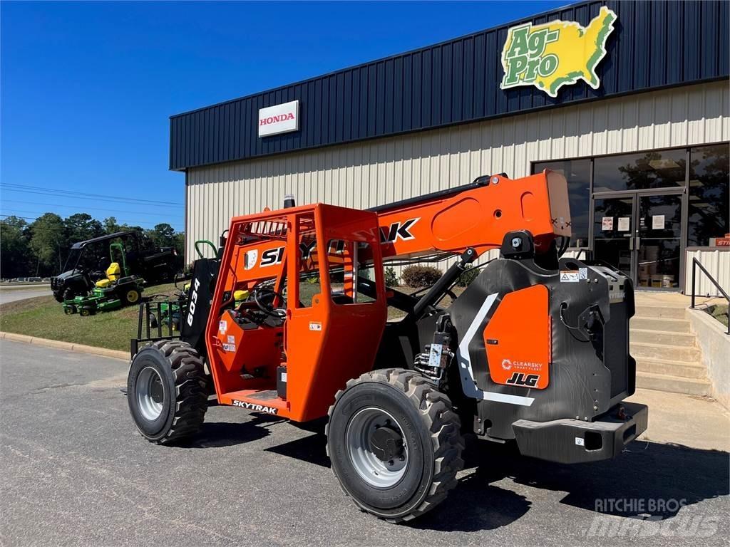 SkyTrak 6034 Telescopic Handlers