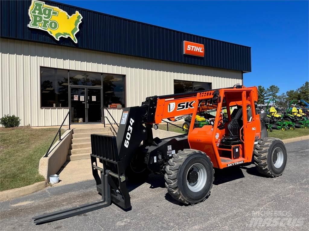 SkyTrak 6034 Telescopic Handlers