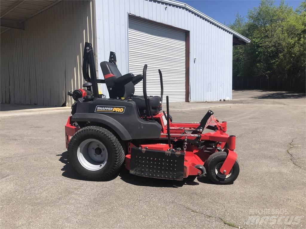 Snapper S200XT Zero turn mowers