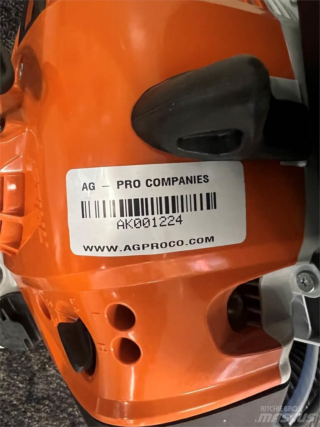 Stihl SR200 Golf Carts