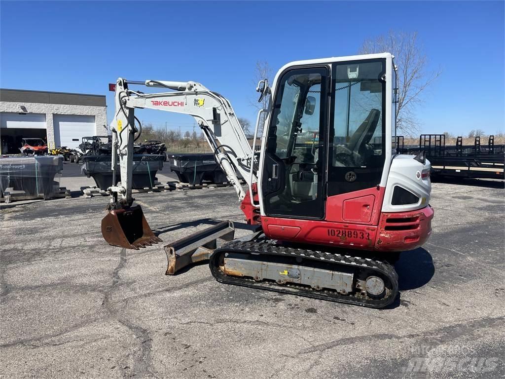 Takeuchi TB240C Mini Excavators <7t (Mini Diggers)