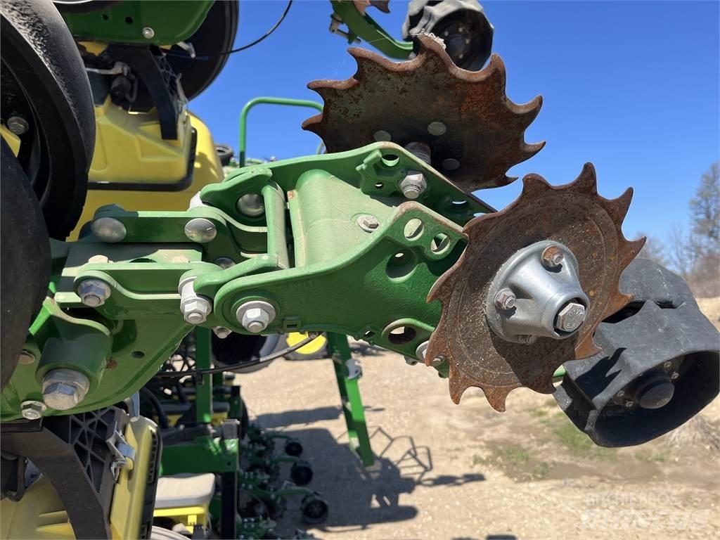TCM 12R38 Planters