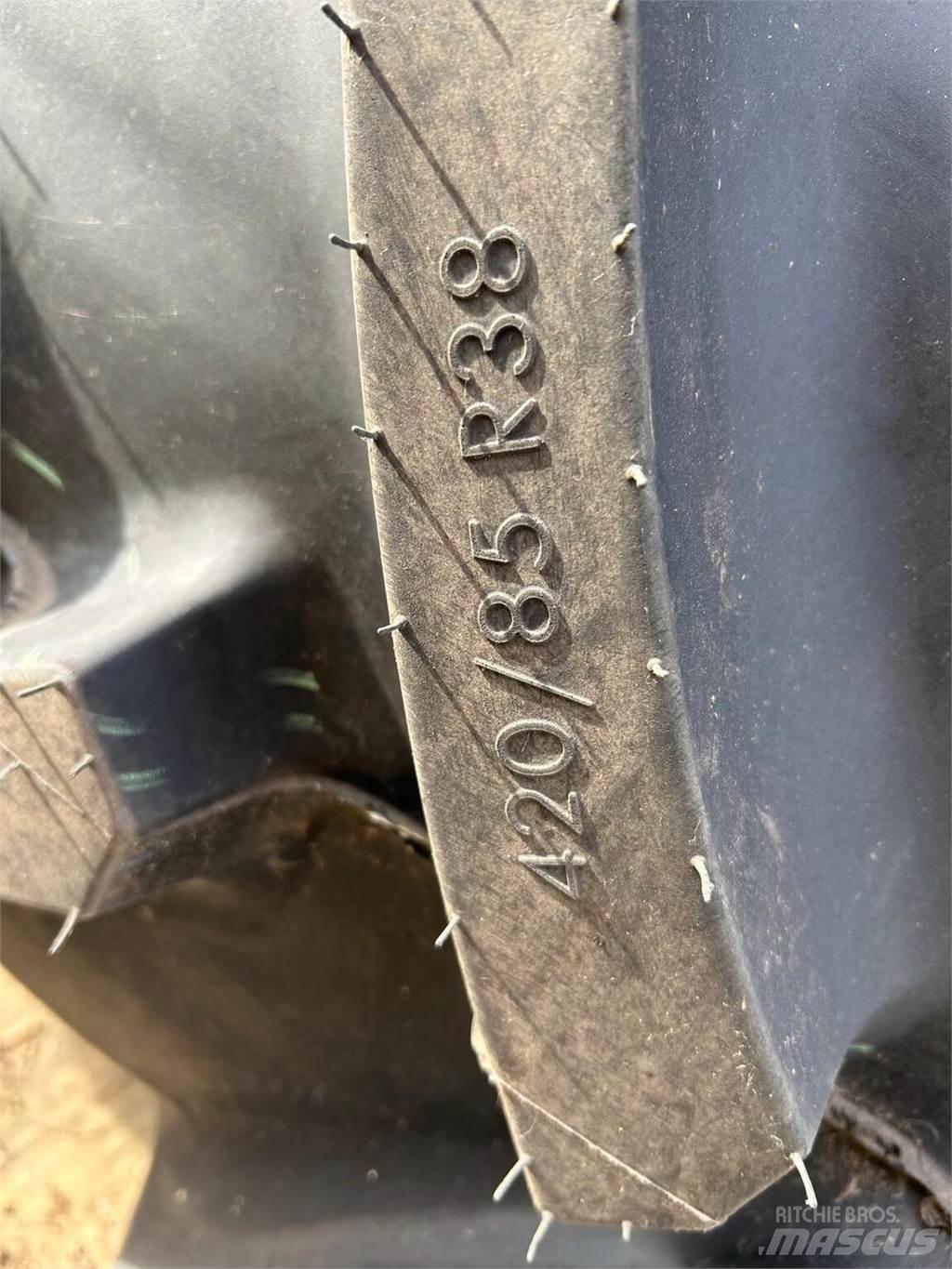  Wheels & tyres Tires, wheels and rims