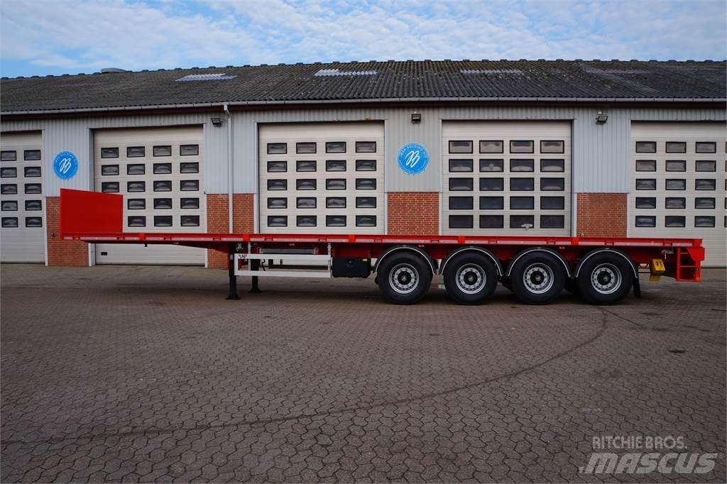LAG  Flatbed Trailers