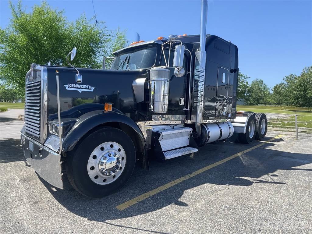 Kenworth W900 Conventional Trucks / Tractor Trucks