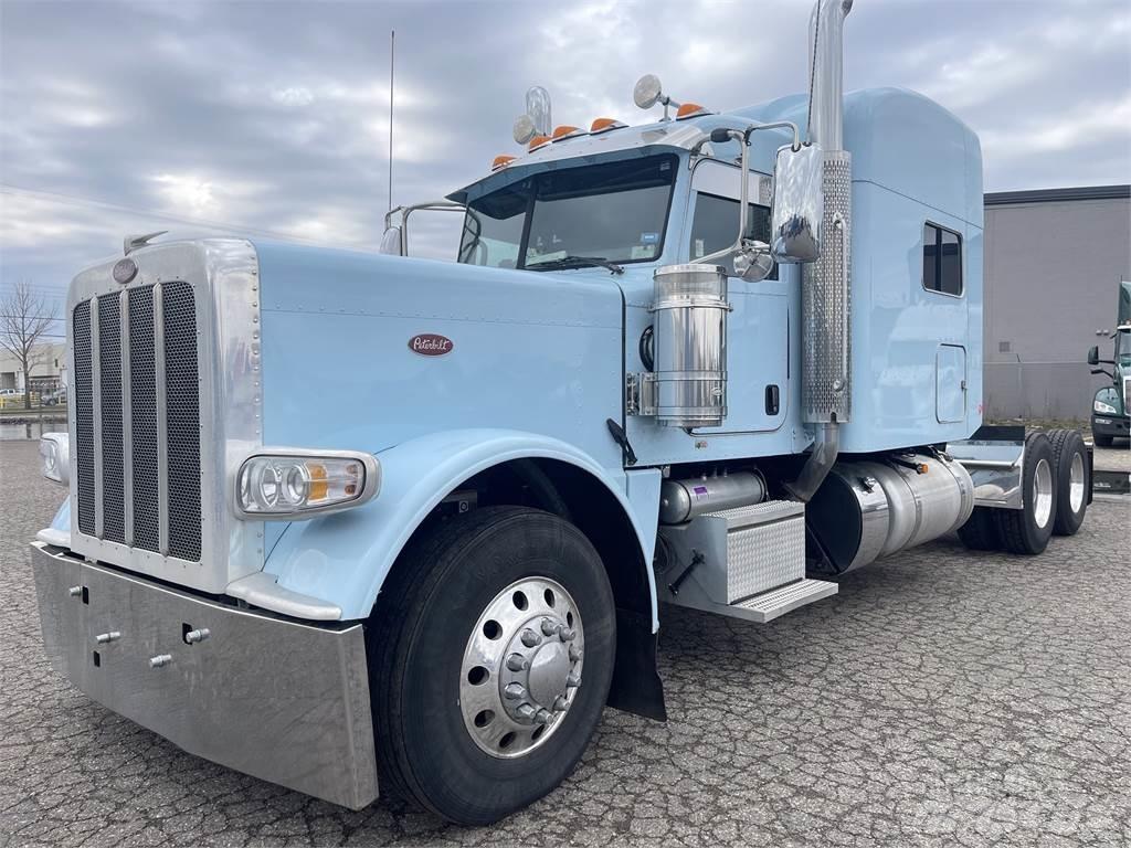 Peterbilt 389 Conventional Trucks / Tractor Trucks