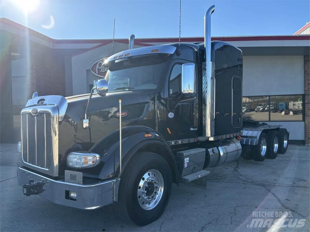 Peterbilt 567 Conventional Trucks / Tractor Trucks