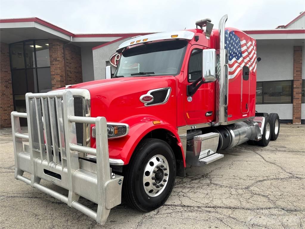 Peterbilt 567 Conventional Trucks / Tractor Trucks