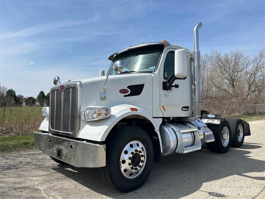 Peterbilt 567 Conventional Trucks / Tractor Trucks