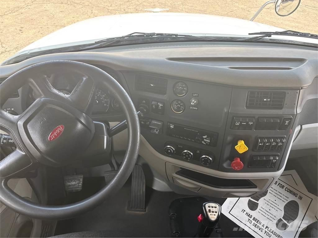 Peterbilt 567 Conventional Trucks / Tractor Trucks