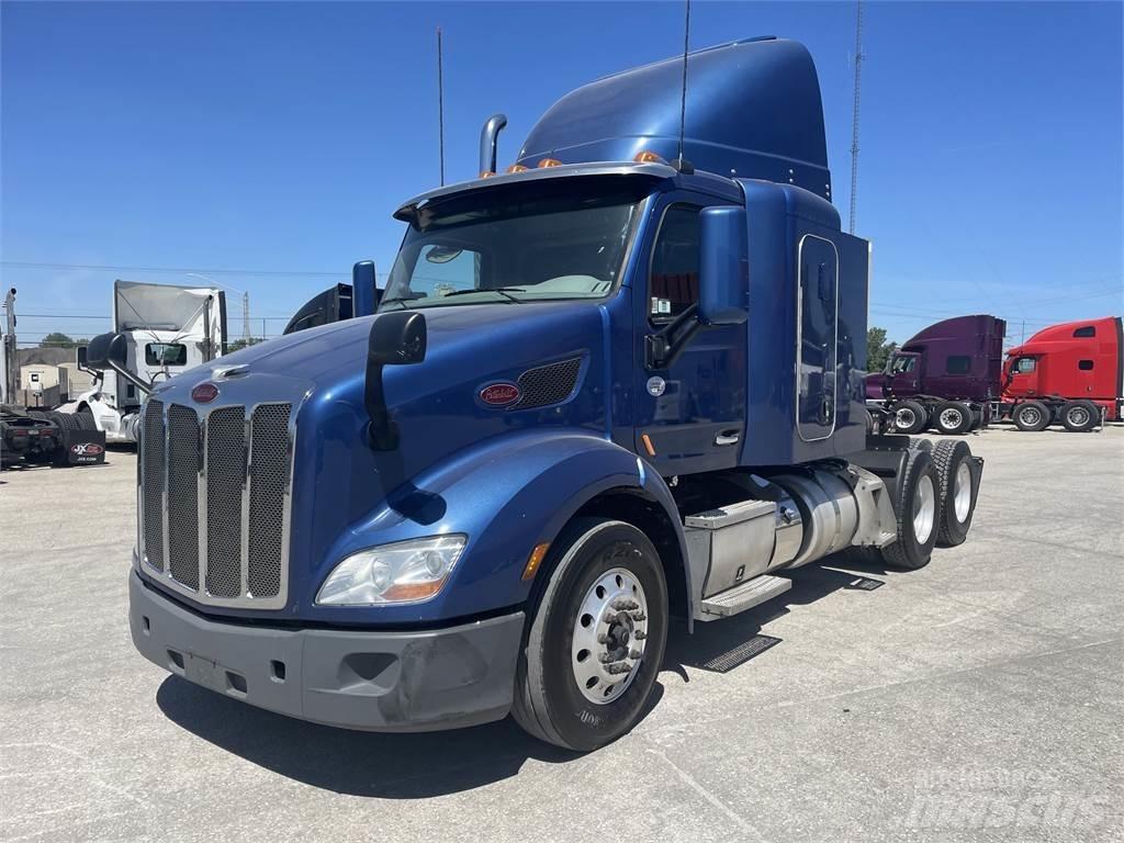 Peterbilt 579 Conventional Trucks / Tractor Trucks