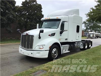 Peterbilt 579 Conventional Trucks / Tractor Trucks