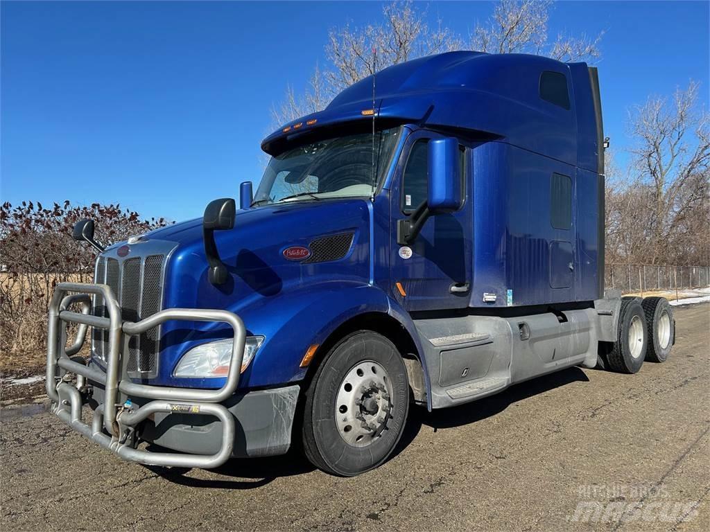 Peterbilt 579 Conventional Trucks / Tractor Trucks