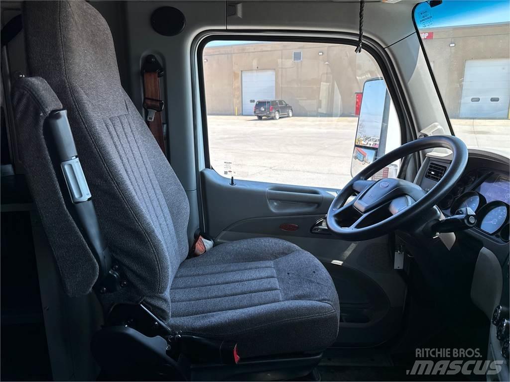 Peterbilt 579 Conventional Trucks / Tractor Trucks
