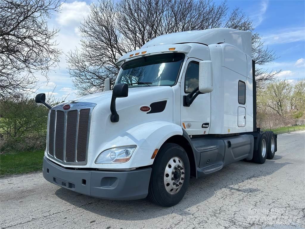 Peterbilt 579 Conventional Trucks / Tractor Trucks