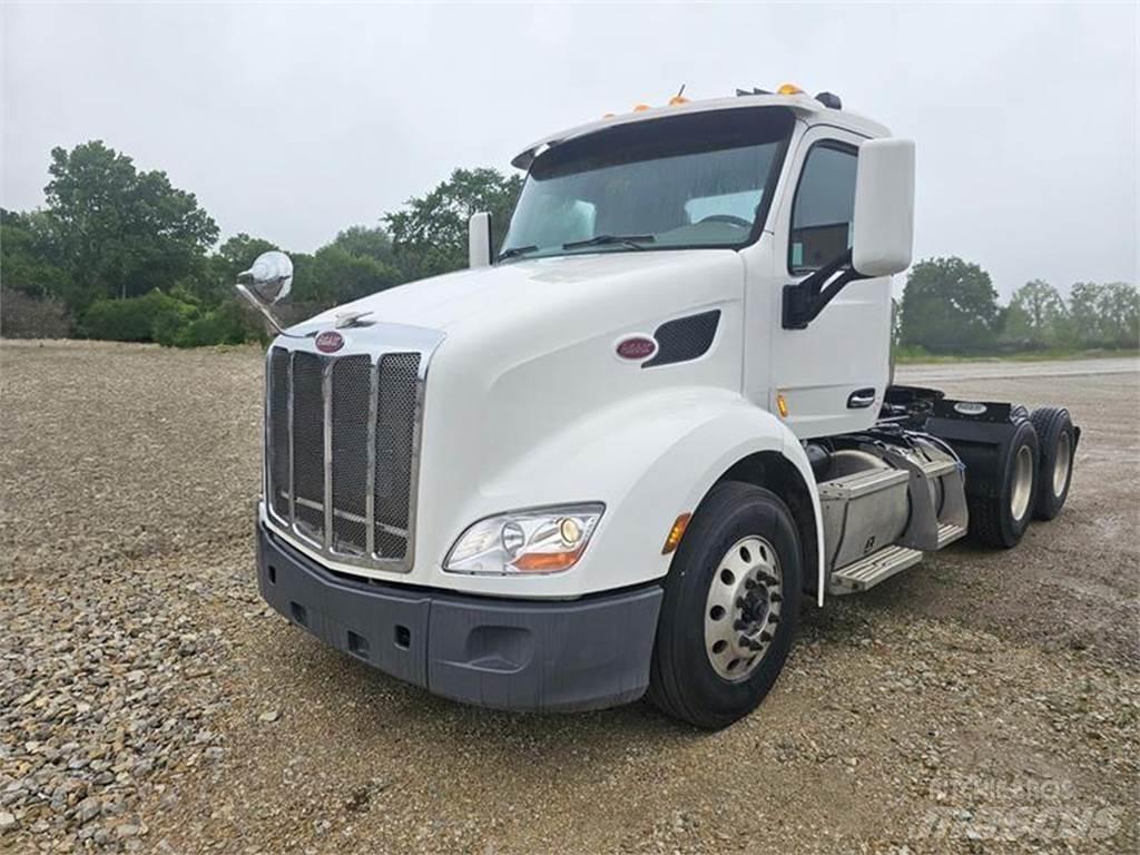 Peterbilt 579 Conventional Trucks / Tractor Trucks