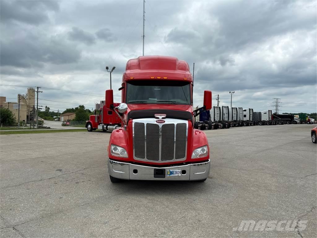 Peterbilt 579 Other Trucks