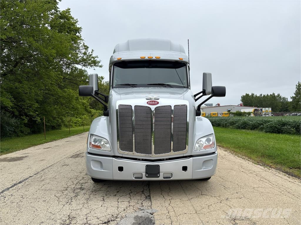 Peterbilt 579 Other Trucks