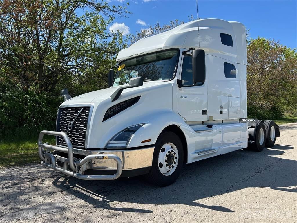 Volvo VN760 Conventional Trucks / Tractor Trucks