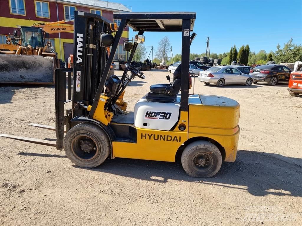 Hyundai Halla HDF30 Diesel Forklifts