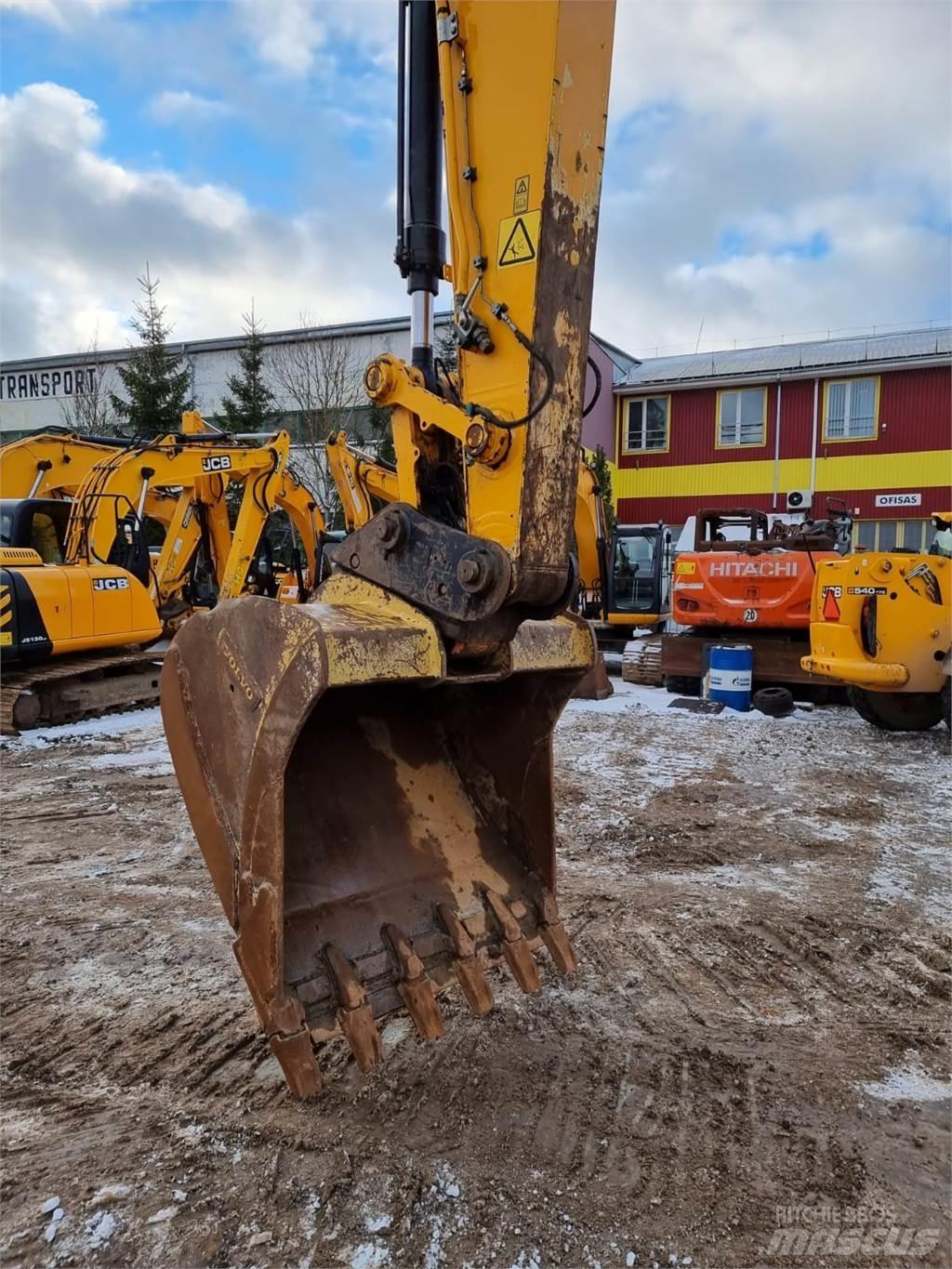 JCB JS220LC Plus Crawler Excavators
