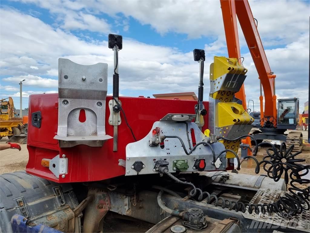 Kita STU KMD5 Lowboy Trailers