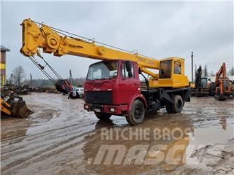 MAZ 5337 Mobile and all terrain cranes