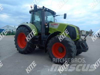 CLAAS Axion 820 Tractors