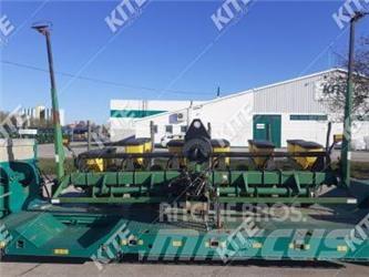 John Deere 1750 Drills