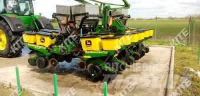 John Deere 1760 Drills