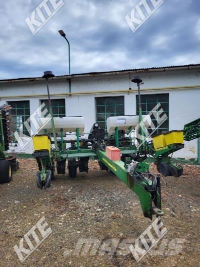 John Deere 1760NT Drills