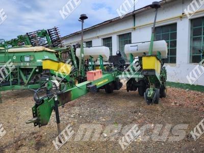 John Deere 1760NT Drills