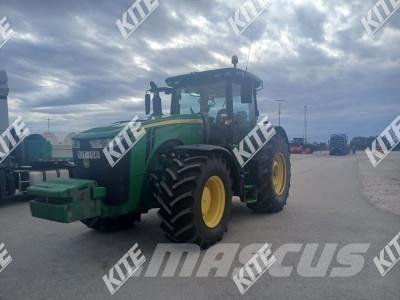 John Deere 8370R Tractors