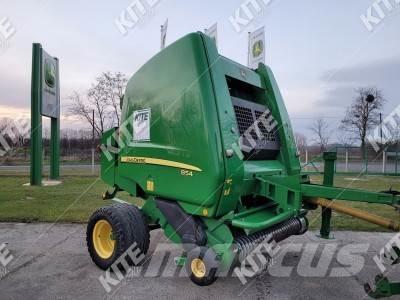 John Deere 854 Round Balers