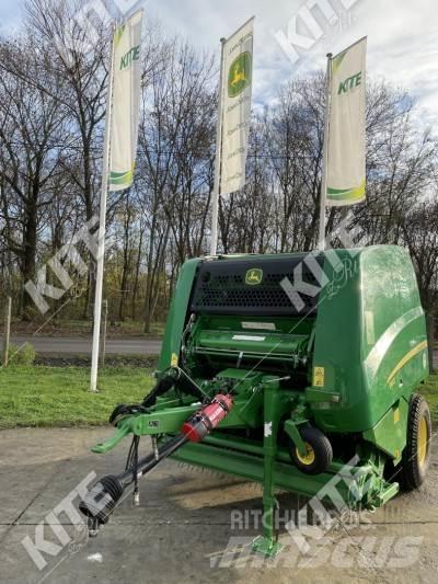 John Deere 960 Round Balers