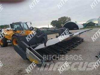 OptiCorn 876 Harvester Headers