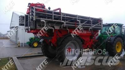 Rauch AGT 6036 Sprayer Fertilizers