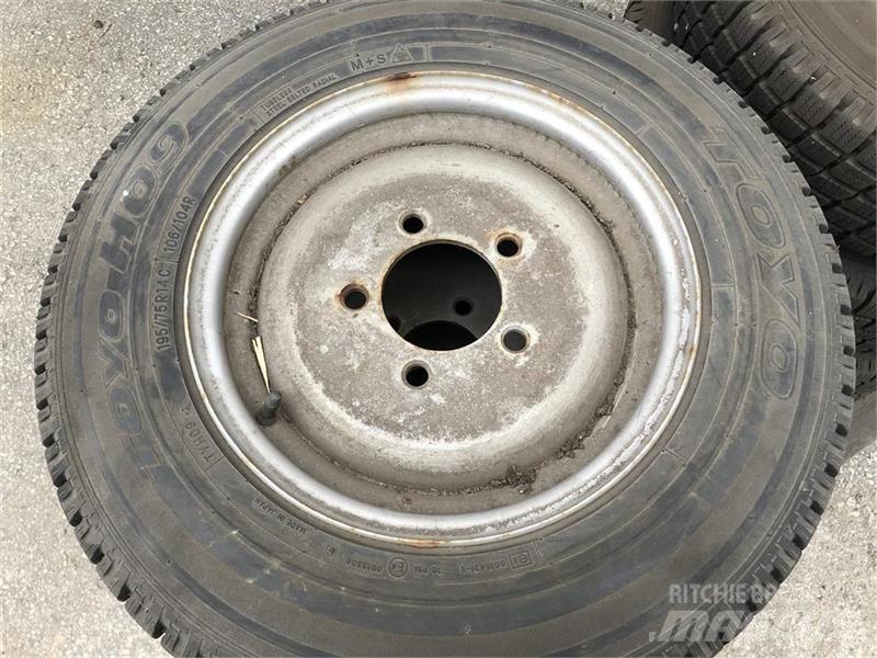Toyo H09 Tires, wheels and rims