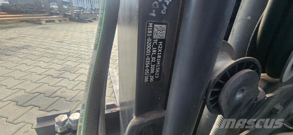 Linde E 18 L-02 Electric Forklifts