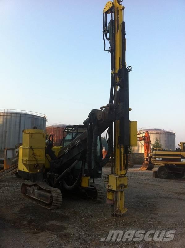 Böhler DTC 118 Surface drill rigs