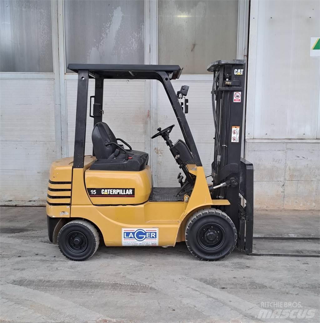 CAT DP15 Diesel Forklifts