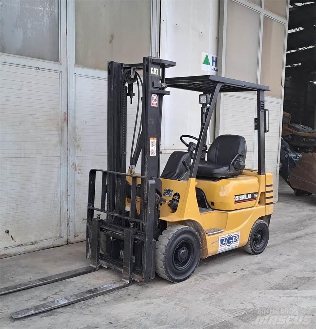 CAT DP15 Diesel Forklifts