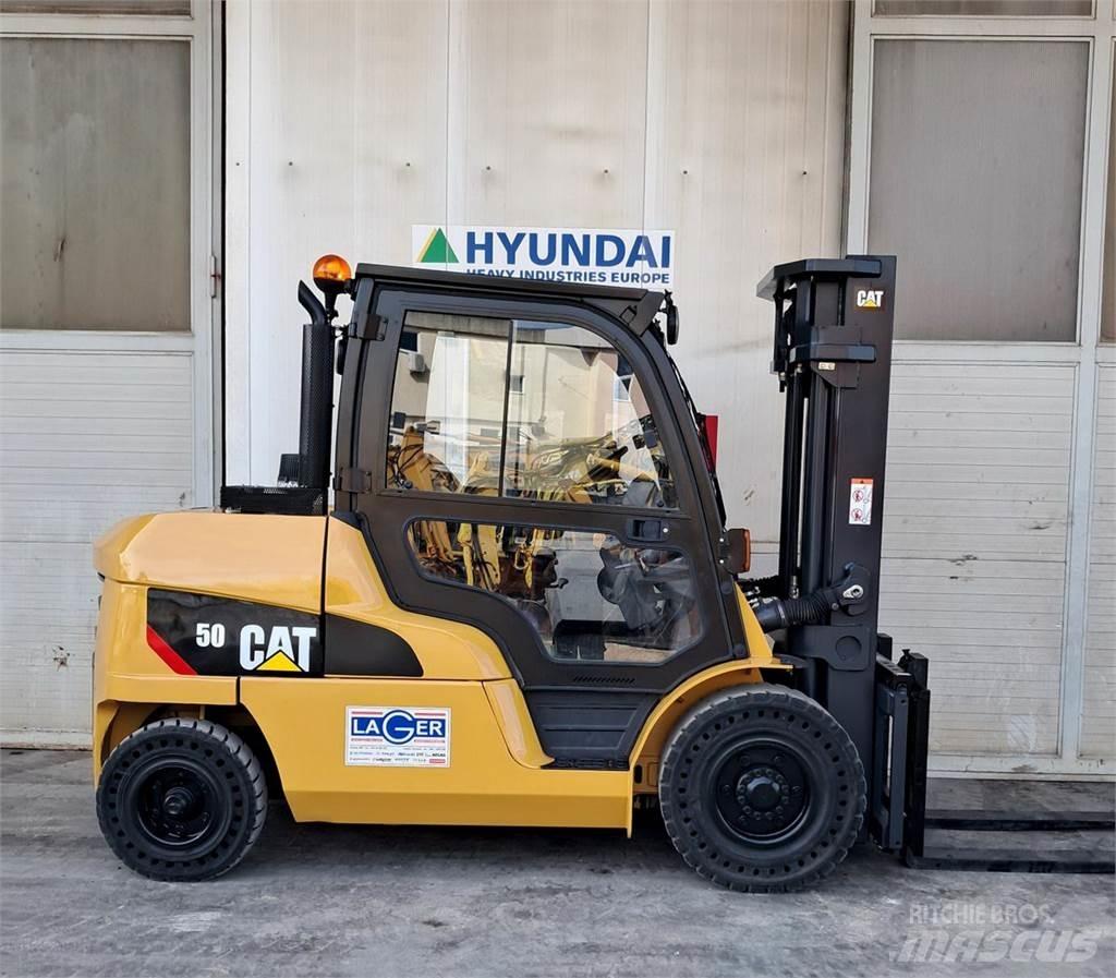 CAT DP50N Diesel Forklifts